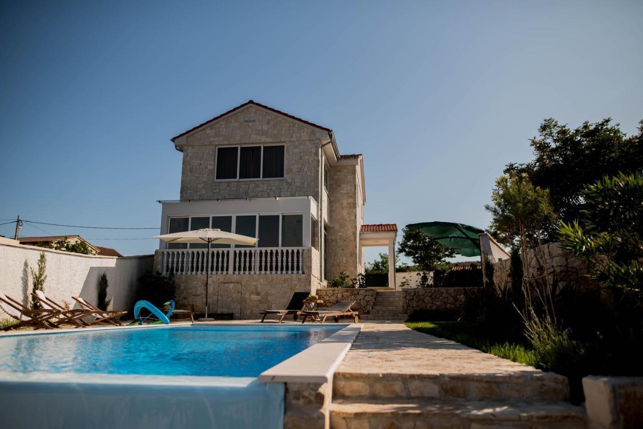 La Familia, Zadar, Vinjerac Vila Exterior foto